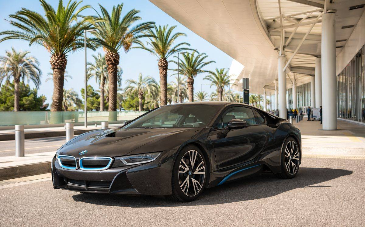 BMW i8