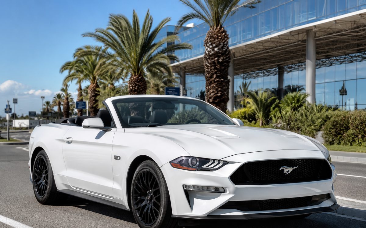 Ford Mustang Convertible — фото 1