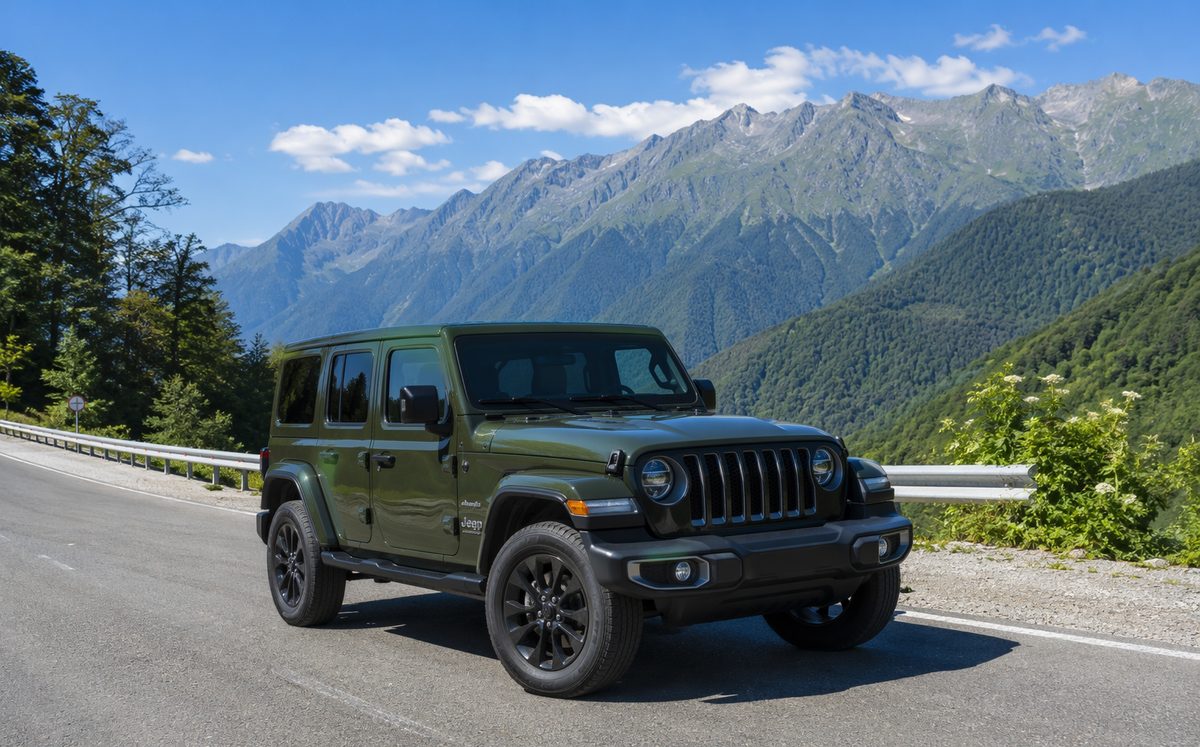 Jeep Wrangler — аренда в Сочи