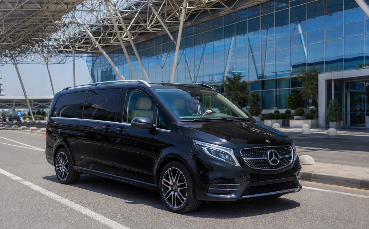 Mercedes-Benz V-Class (с водителем)