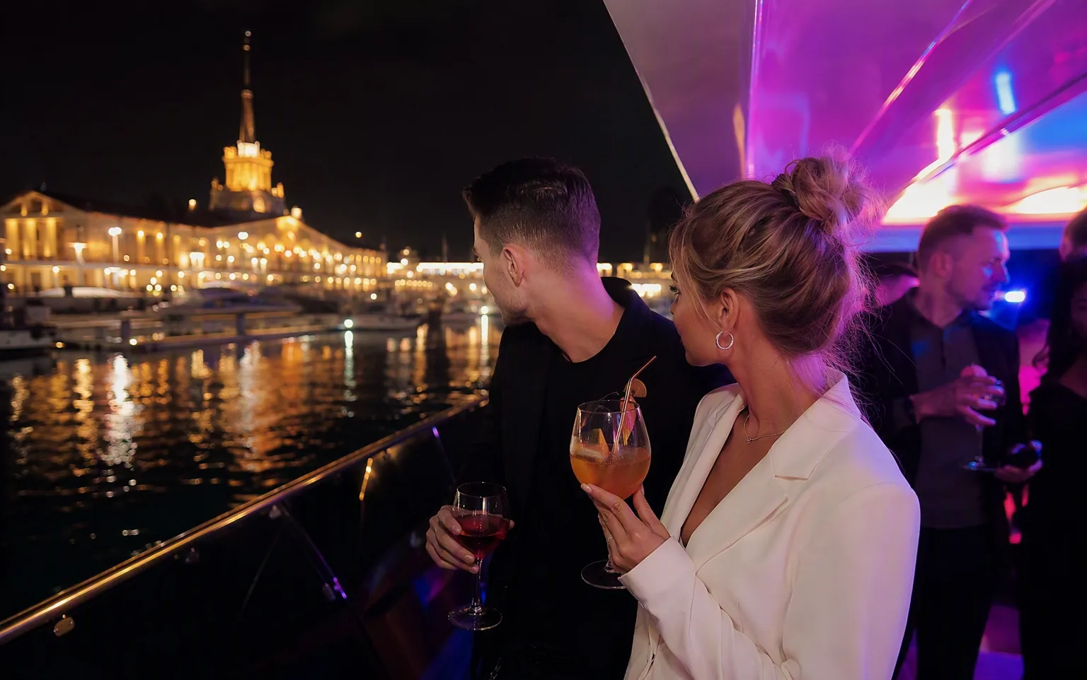 Девичник на яхте в Сочи — атмосфера